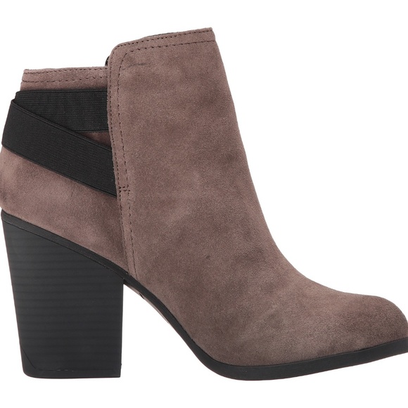 Kenneth Cole Reaction Might Make It Suede Boot - Picture 3 of 4